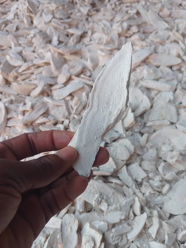 나이지리아 프리미엄 건조 카사바칩 | 윤리적 조달 고성능 원료 공급